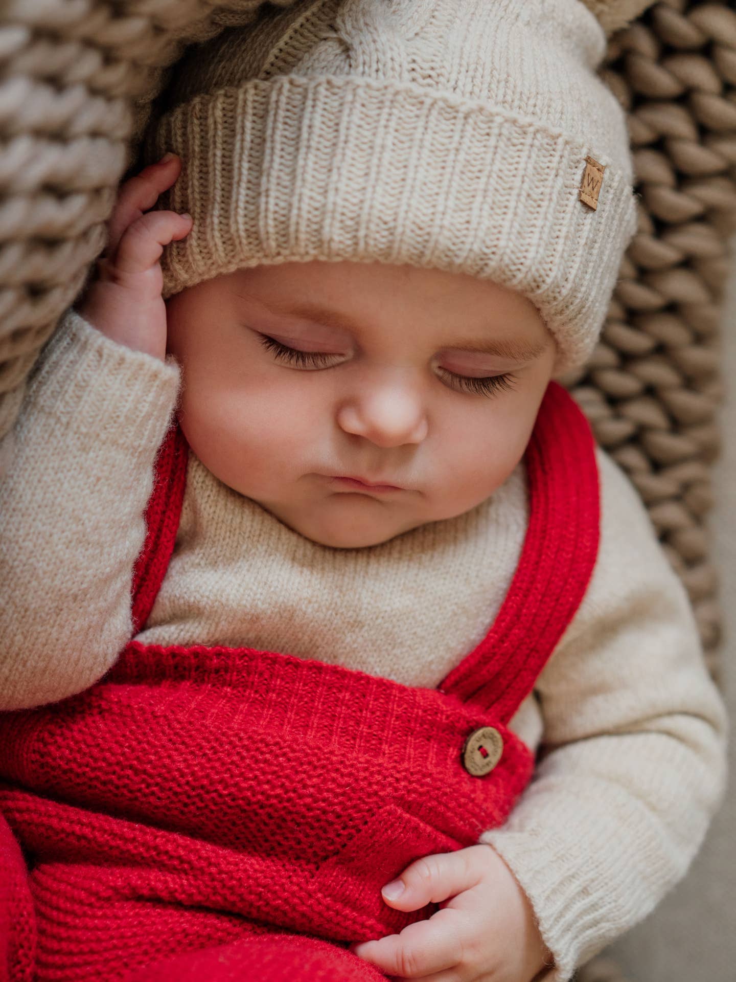 Baby Sweater knitted in merino wool | SNOWFLAKE | Merino Wool