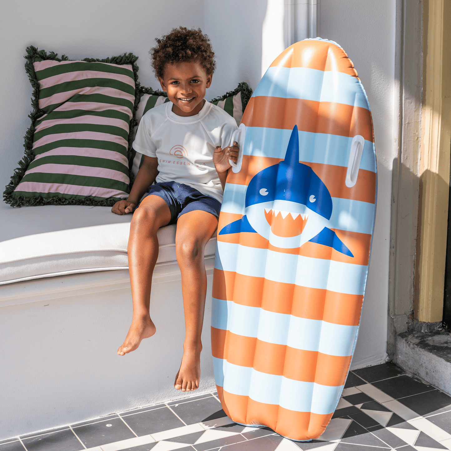Swim Essentials - Inflatable Surfboard - Multicolor - Tropic Shark