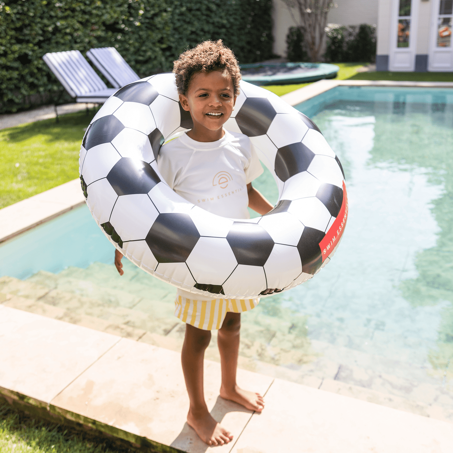 Swim Essentials - Swim Ring - Black/White - Football - Ø 90 cm