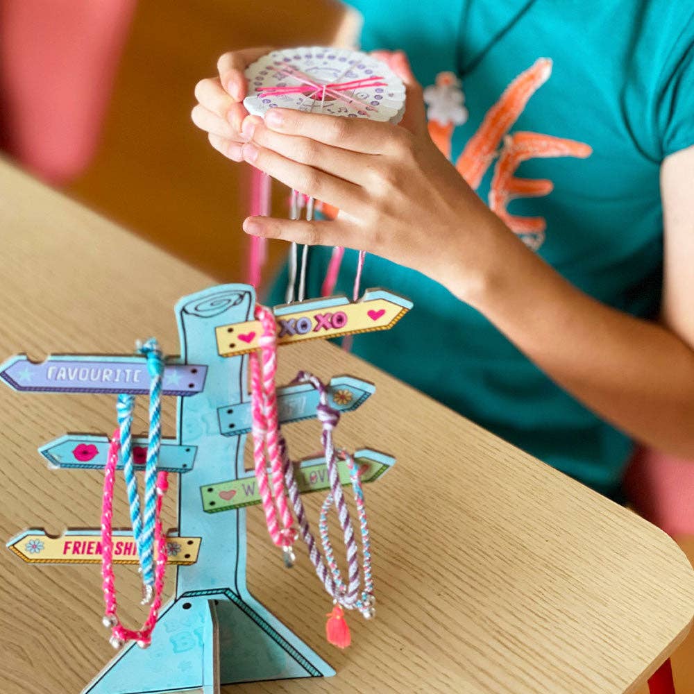 Inside Out Toys - Friends Create Your Own Bracelets