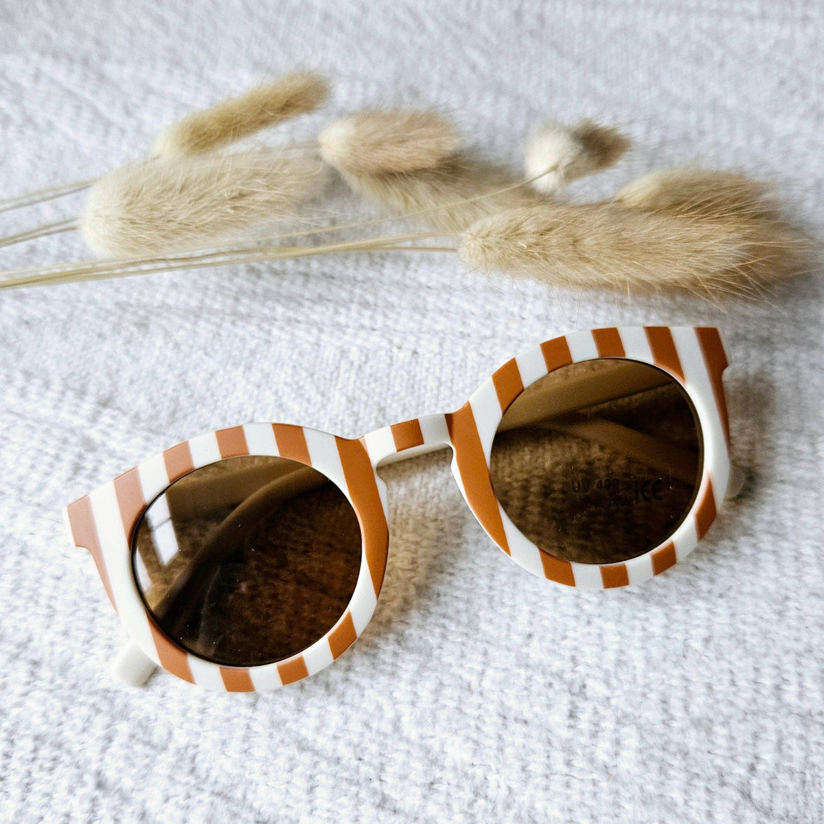 Sunglasses UV400 striped - Beige/Camel